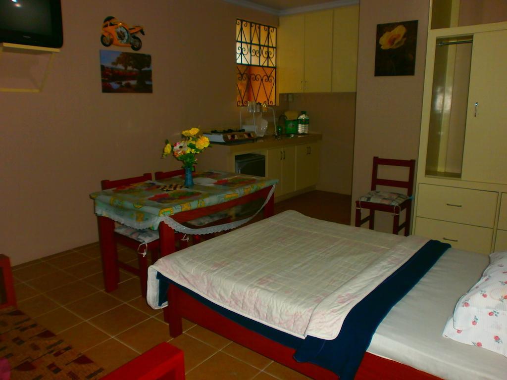 Lyn'S Do Drop Inn Transient House Baguio City Oda fotoğraf